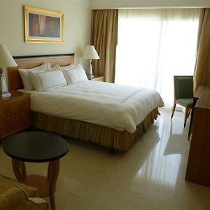 Double or Twin Room Garden View